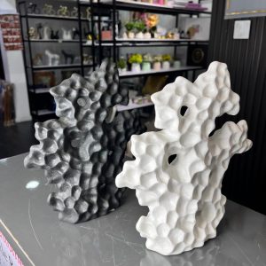 Figurines